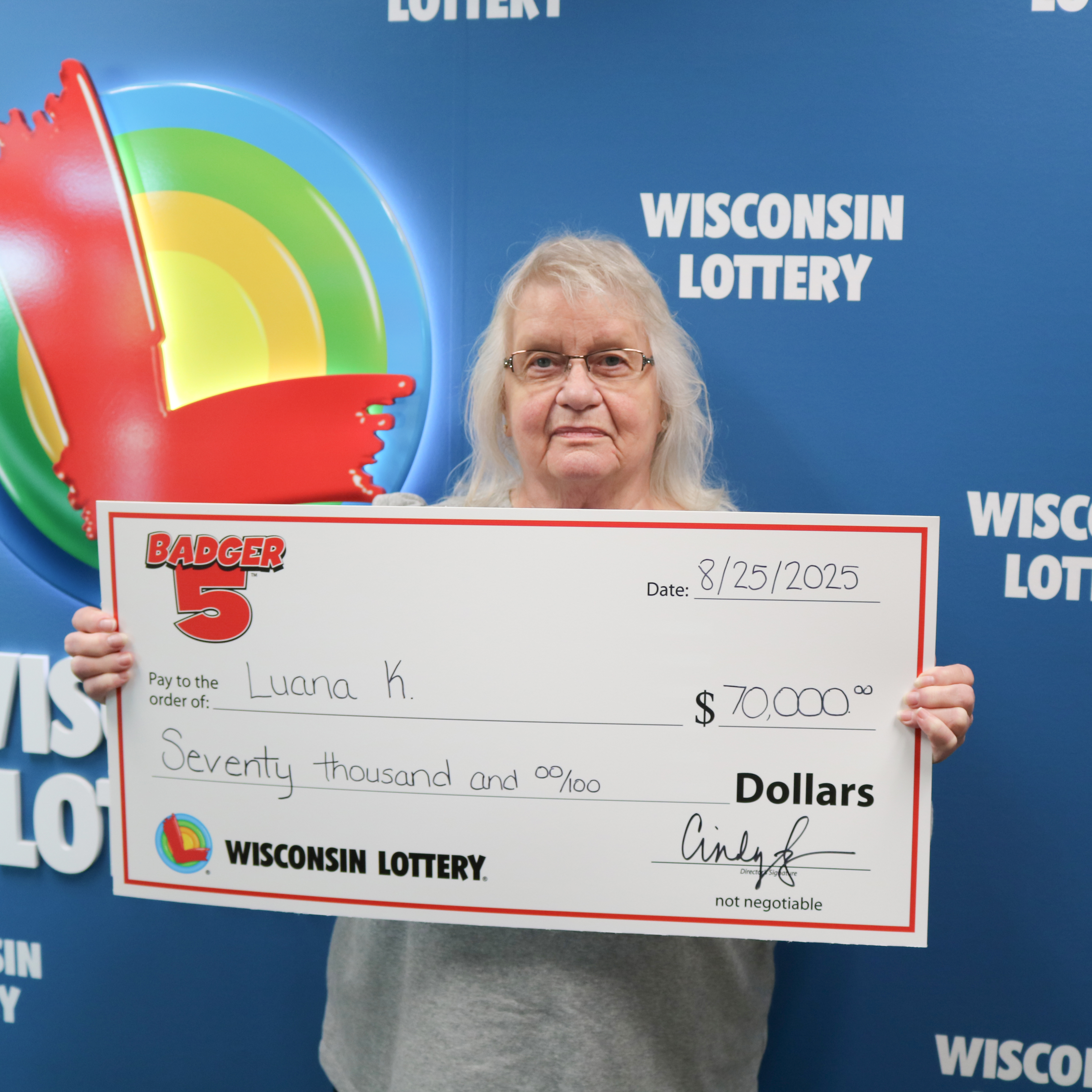 BADGER 5 Winner - LUANA K