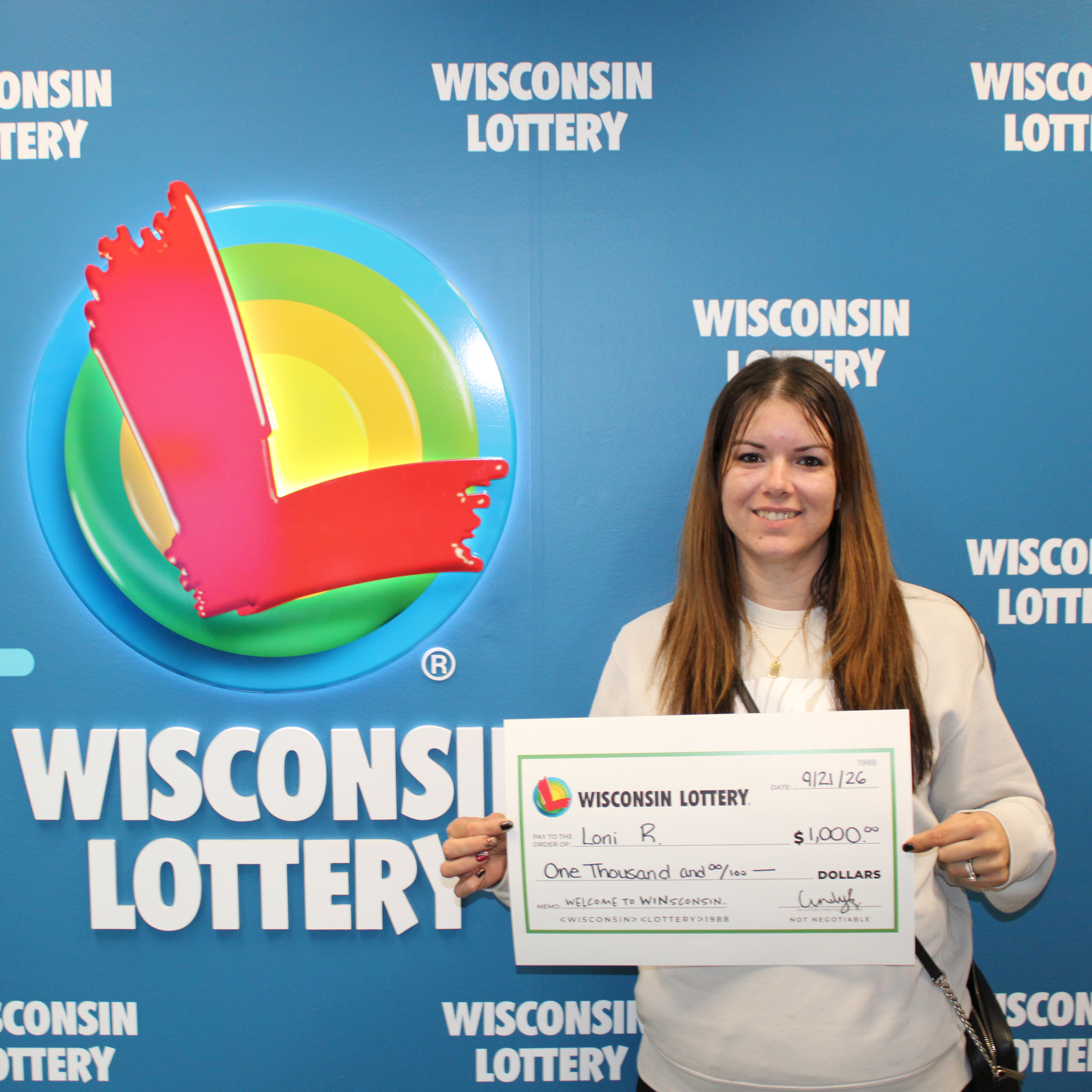 PAY ME $1,000 Winner - LONI R